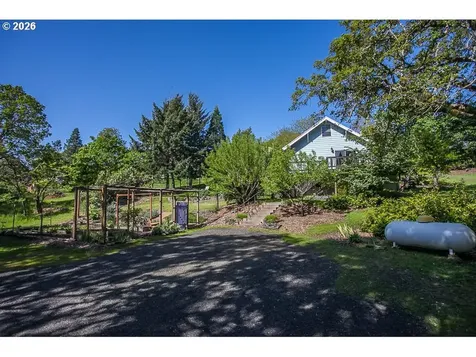 51 Columbia Avenue Underwood WA 98651