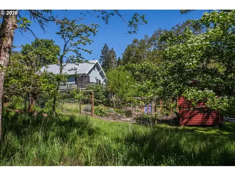 51 Columbia Avenue Underwood WA 98651