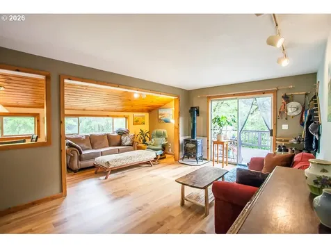 51 Columbia Avenue Underwood WA 98651
