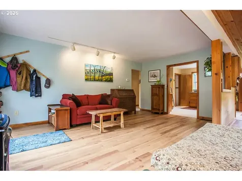 51 Columbia Avenue Underwood WA 98651