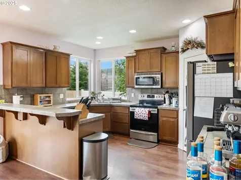 504 E Hoag Street Yacolt WA 98675