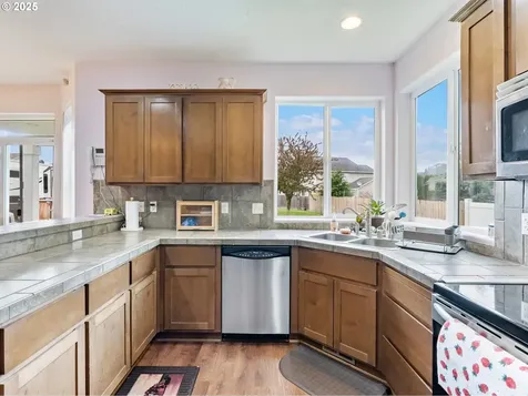 504 E Hoag Street Yacolt WA 98675