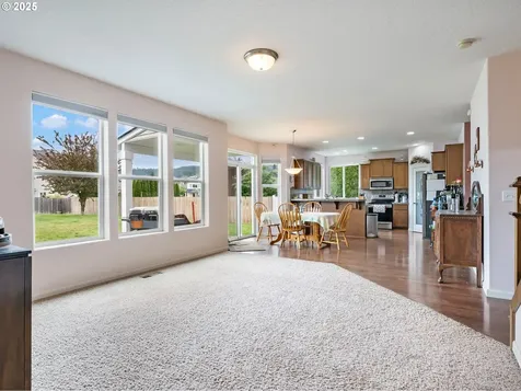 504 E Hoag Street Yacolt WA 98675