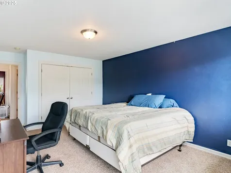 504 E Hoag Street Yacolt WA 98675