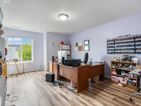504 E Hoag Street Yacolt WA 98675