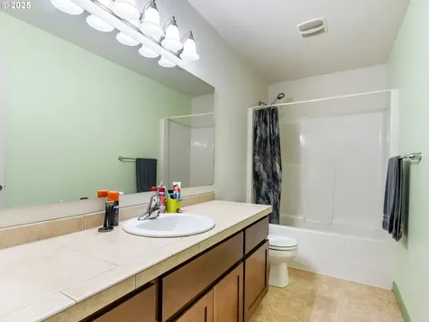 504 E Hoag Street Yacolt WA 98675