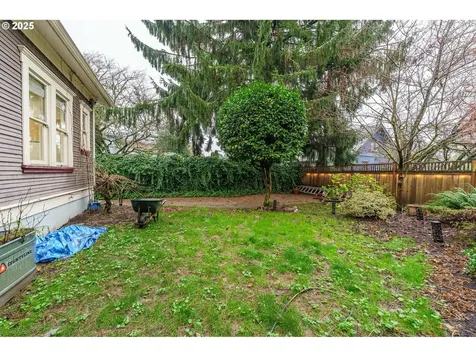 1114 SE Malden Street Portland OR 97202