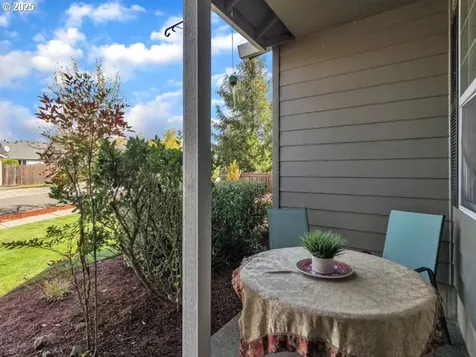670 NE Summerfield Street Mcminnville OR 97128