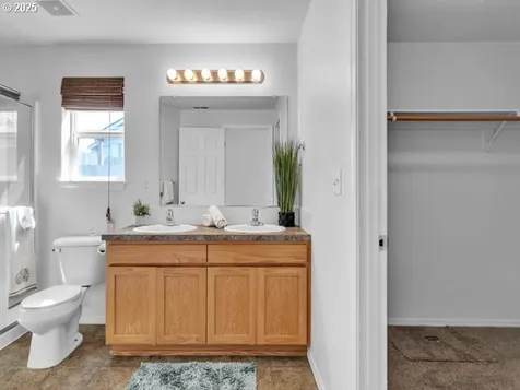 670 NE Summerfield Street Mcminnville OR 97128