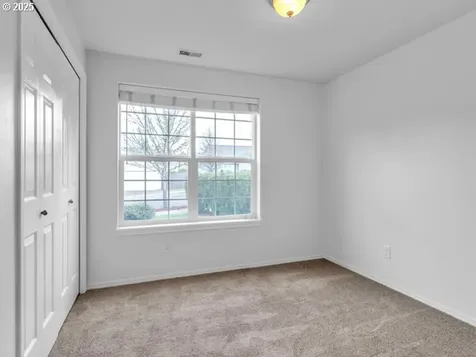 670 NE Summerfield Street Mcminnville OR 97128