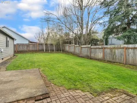670 NE Summerfield Street Mcminnville OR 97128