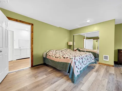 64711 E Sandy River Lane Rhododendron OR 97049