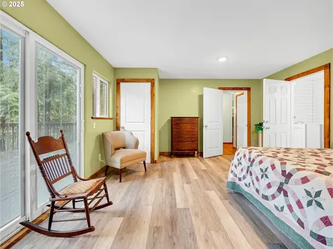 64711 E Sandy River Lane Rhododendron OR 97049