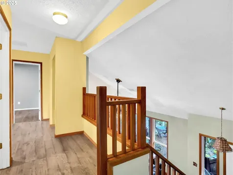 64711 E Sandy River Lane Rhododendron OR 97049