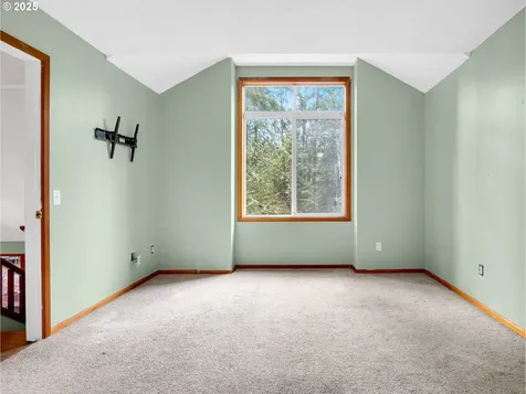 64711 E Sandy River Lane Rhododendron OR 97049