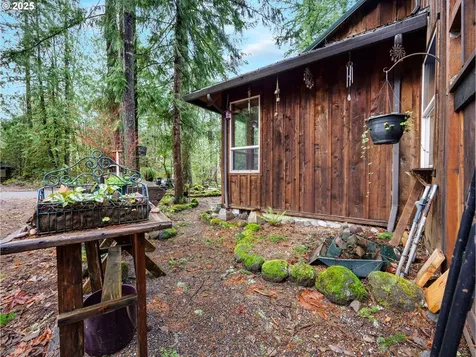 64711 E Sandy River Lane Rhododendron OR 97049