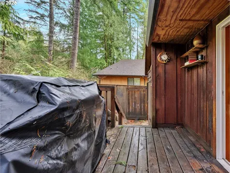64711 E Sandy River Lane Rhododendron OR 97049