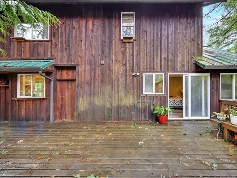 64711 E Sandy River Lane Rhododendron OR 97049
