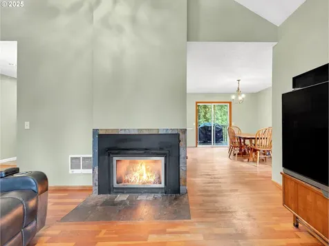64711 E Sandy River Lane Rhododendron OR 97049