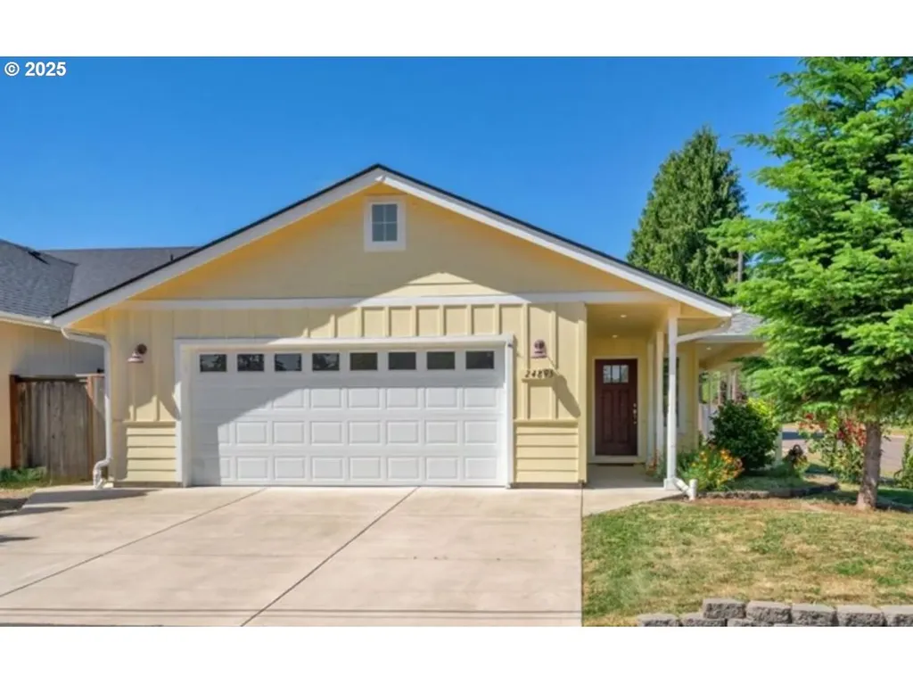 24895 Mccutcheon Avenue Veneta OR 97487