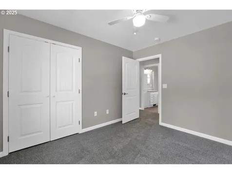 24895 Mccutcheon Avenue Veneta OR 97487