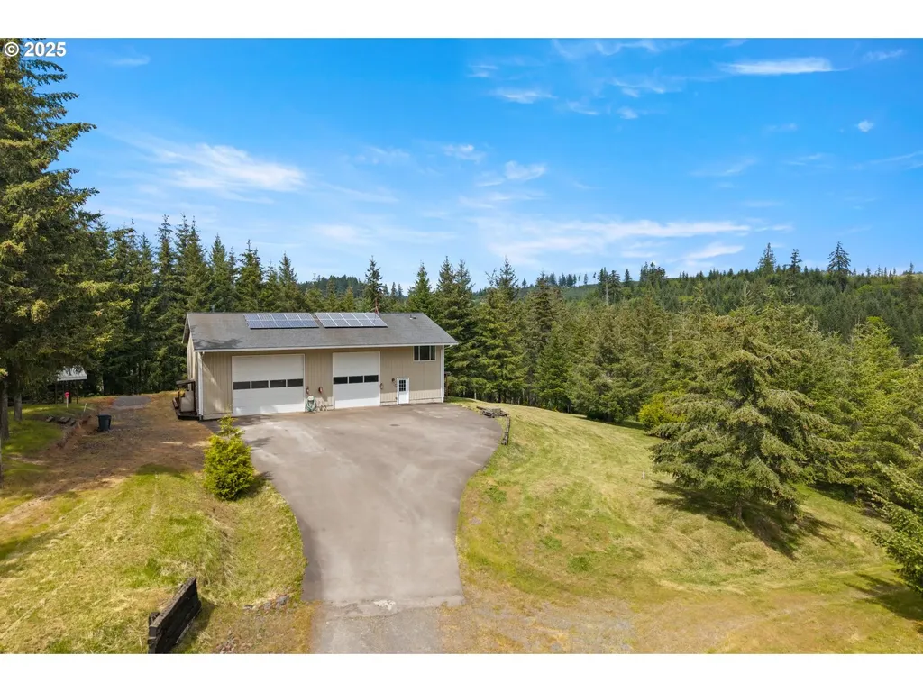 15816 S Wave Road Mulino OR 97042