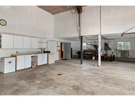15816 S Wave Road Mulino OR 97042