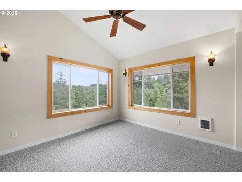 15816 S Wave Road Mulino OR 97042