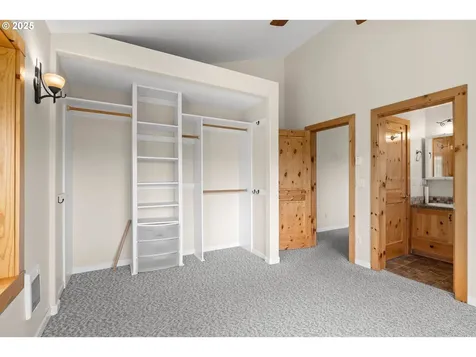 15816 S Wave Road Mulino OR 97042