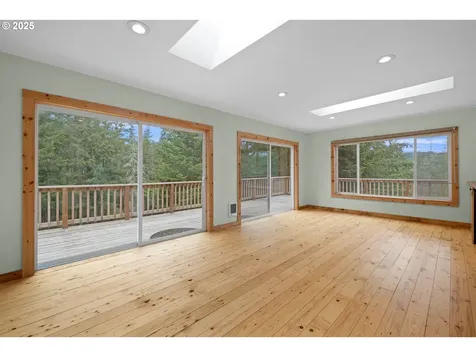 15816 S Wave Road Mulino OR 97042