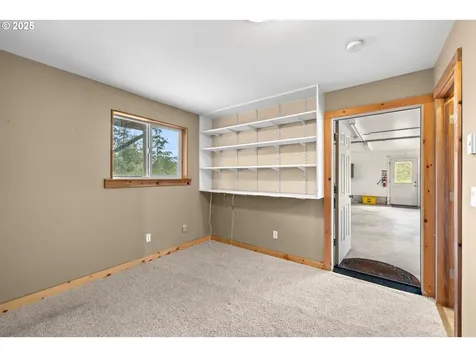 15816 S Wave Road Mulino OR 97042
