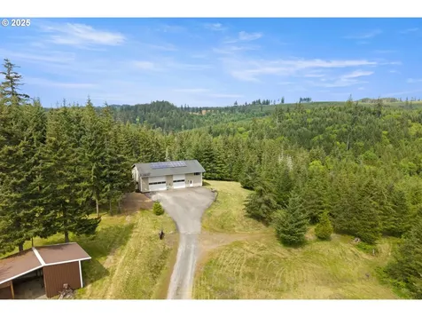 15816 S Wave Road Mulino OR 97042