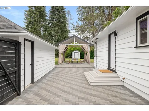4215 NE 54th Street Vancouver WA 98661
