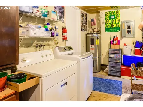 446 71st Street Springfield OR 97478