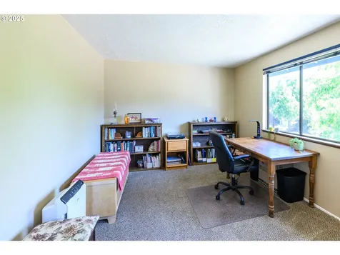 446 71st Street Springfield OR 97478