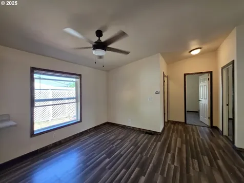 231 Owyhee Lane Roseburg OR 97471