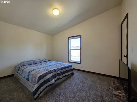 231 Owyhee Lane Roseburg OR 97471