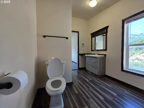 231 Owyhee Lane Roseburg OR 97471