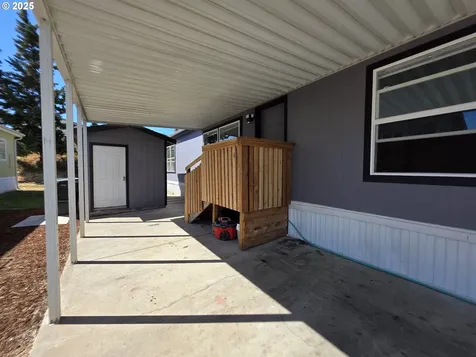 231 Owyhee Lane Roseburg OR 97471
