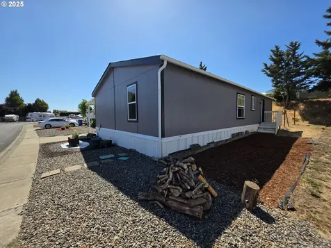 231 Owyhee Lane Roseburg OR 97471