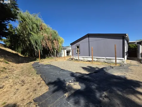 231 Owyhee Lane Roseburg OR 97471