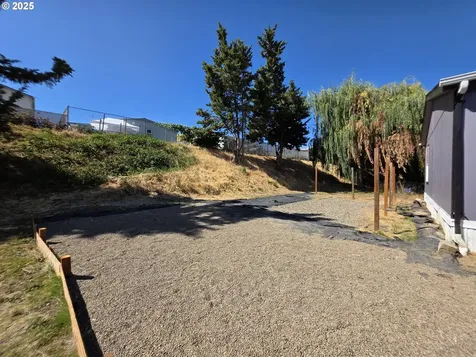 231 Owyhee Lane Roseburg OR 97471