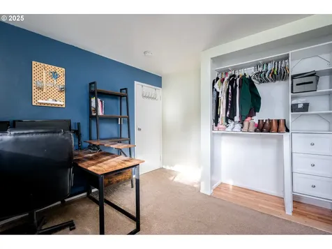 12923 NE Hancock Street Portland OR 97230
