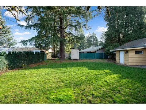 12923 NE Hancock Street Portland OR 97230