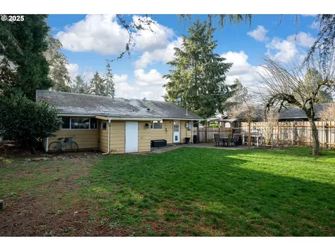 12923 NE Hancock Street Portland OR 97230