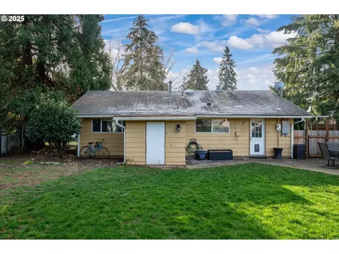 12923 NE Hancock Street Portland OR 97230