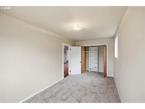 485 N Main Street Mt. Angel OR 97362
