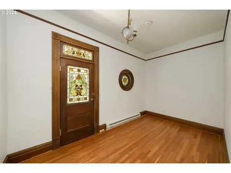 726 NW 22nd Avenue Portland OR 97210