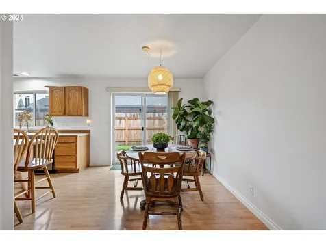 3785 Dove Lane Eugene OR 97402