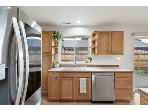 3785 Dove Lane Eugene OR 97402